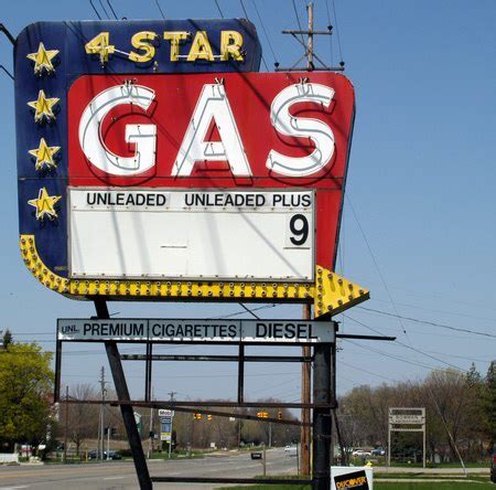 Gas grand rapids. Things To Know About Gas grand rapids. 
